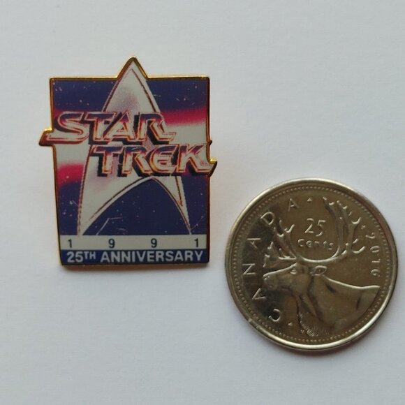 RETRO Star Trek 25th Anniversary Pin 1991 Hollywood Pins - Picture 3 of 3